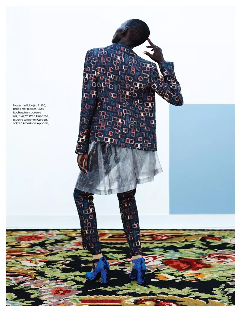 Grace Bol Dons Elegant Pansuits rau Elle Netherlands Lub Yim Hli 2012