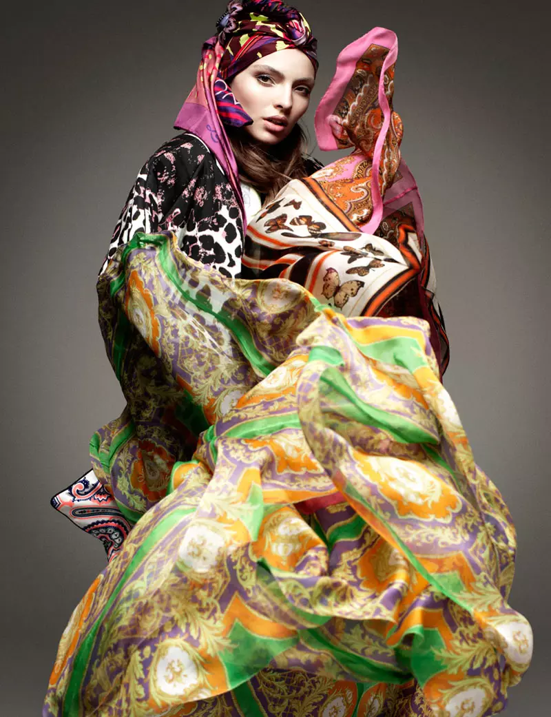 Carola Remer av Greg Kadel för Vogue Germany januari 2012