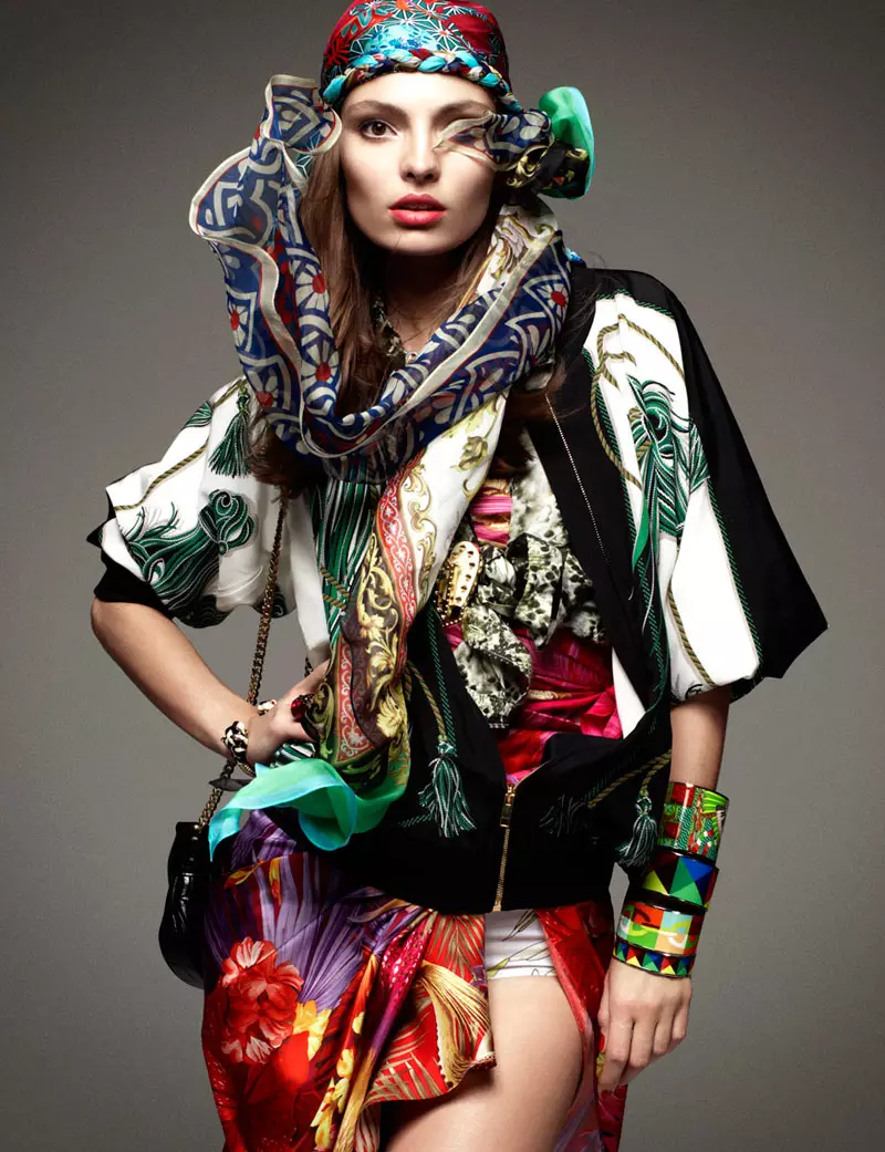 Carola Remer av Greg Kadel för Vogue Germany januari 2012