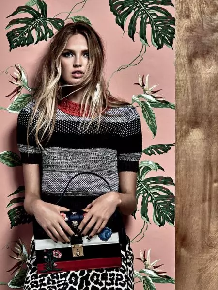 Romee Strijd สวมคอลเลกชั่น Spring สำหรับ El Palacio De Hierro