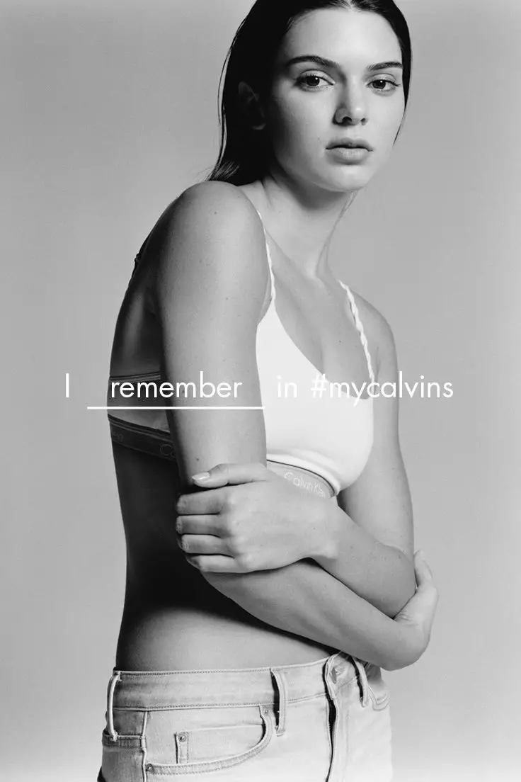 Kendall Jenner သည် နွေဦး-နွေရာသီ 2016 ခုနှစ်အတွက် Calvin Klein အတွင်းခံလှုပ်ရှားမှုတွင် ပါဝင်သရုပ်ဆောင်ထားသည်။