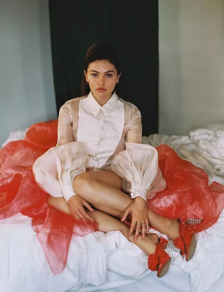 Thylane Blondeau nosi eleganckie style w L'Officiel Holandia