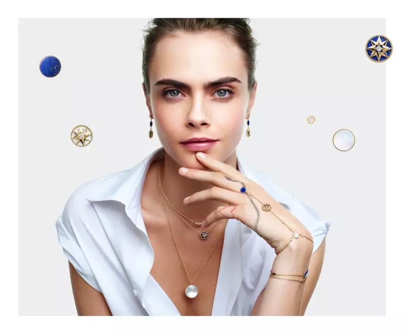 Dior Lucky Charms 2020 zərgərlik kampaniyası üçün Cara Delevingne-ə müraciət edir.