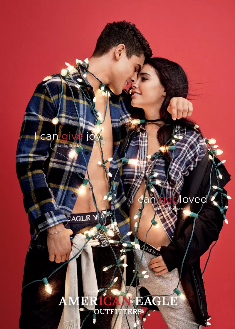 Jack Gilinsky ແລະ Madison Beer star ໃນແຄມເປນ American Eagle Outfitters' Holiday 2016