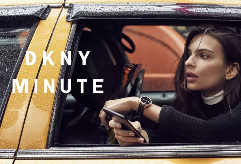 Emily Ratajkowski a bheidh ina réalta i bhfeachtas DKNY Minute