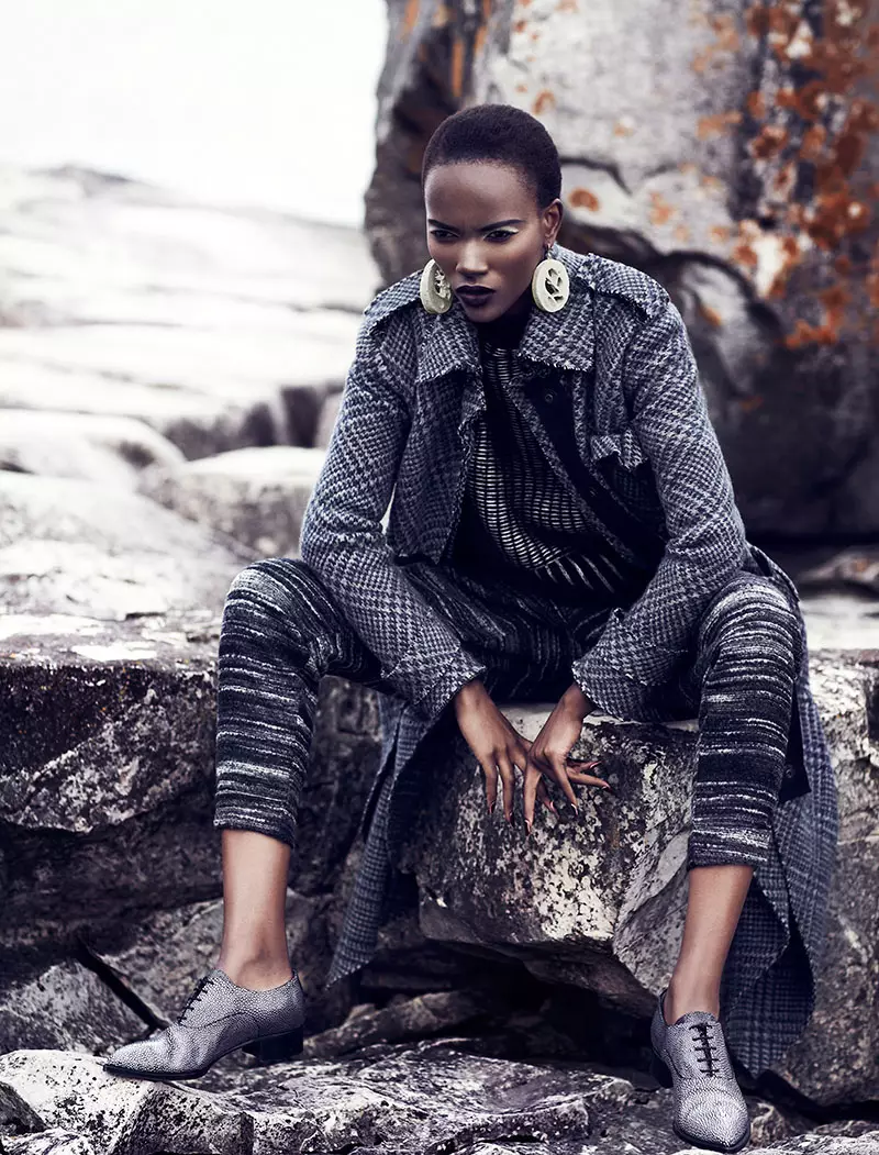 Si Herieth Paul Nakuha nga Gray para sa Fashion Septiyembre 2013 ni Chris Nicholls