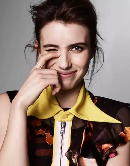 Emma Roberts toma as tendencias do verán para Grazia Italia