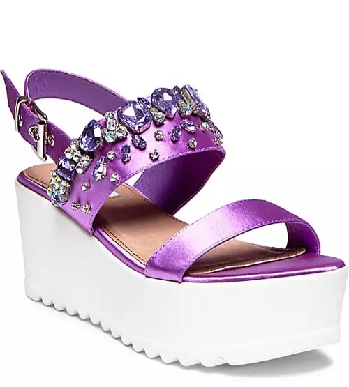 Sandal Iggy Azalea x Steve Madden 'Ono' tersedia seharga $109,95