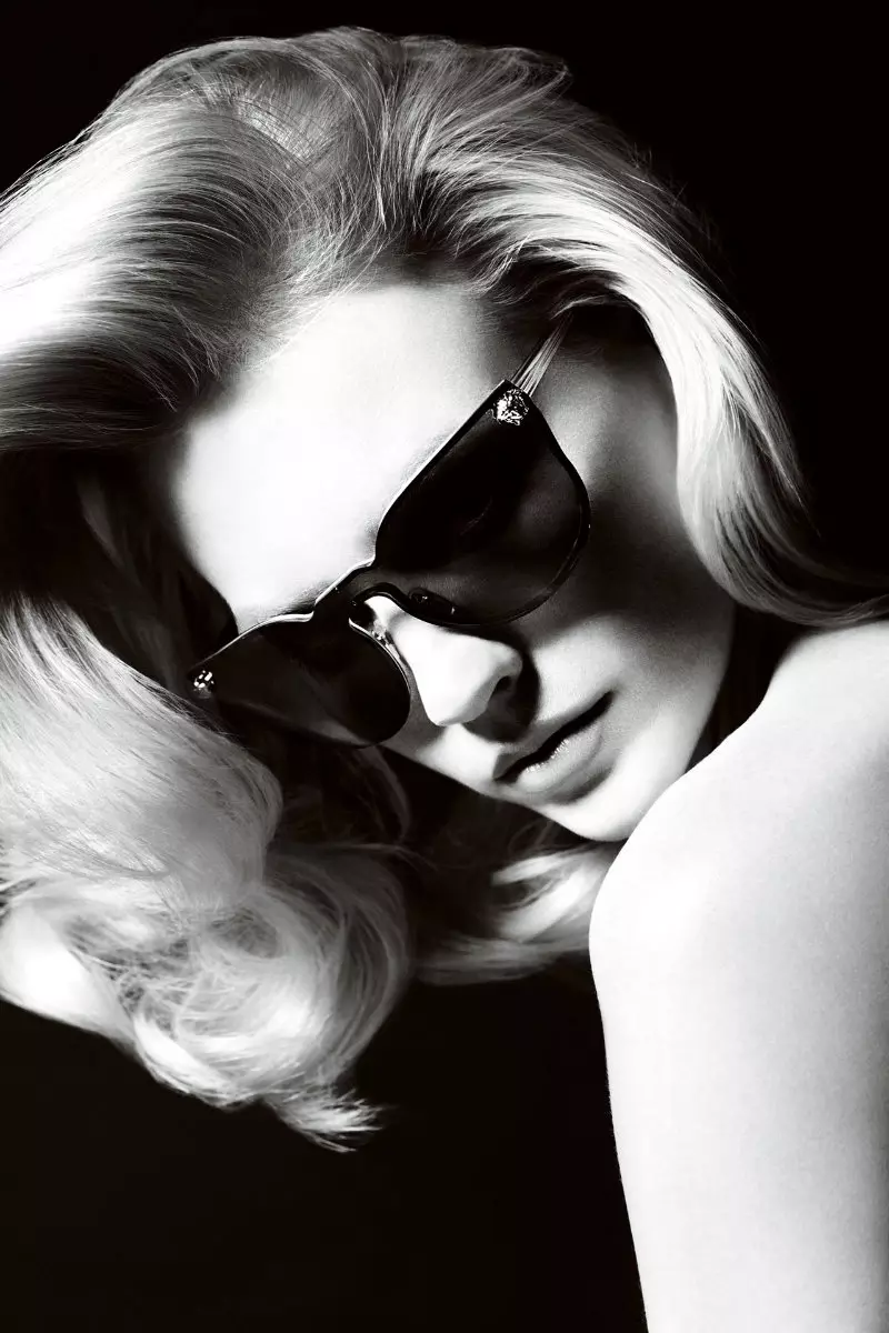 Campanya Primavera 2011 Accessoris Versace | January Jones de Mario Testino