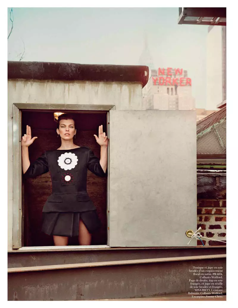 Si Milla Jovovich ay humarap sa New York para sa Vogue Paris's February Issue nina Inez & Vinoodh