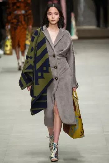 Burberry Prorsum Fall/Winter 2014 | লন্ডন ফ্যাশন উইক