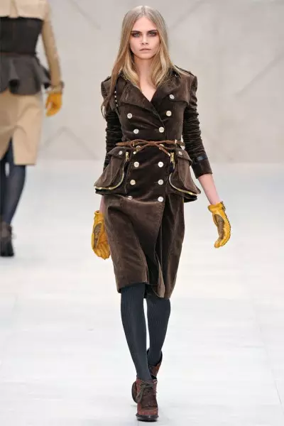 Burberry Outono 2012 | Semana da Moda de Londres