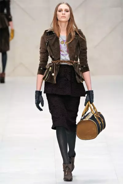 Burberry Fall 2012 | ଲଣ୍ଡନ ଫ୍ୟାଶନ ସପ୍ତାହ |