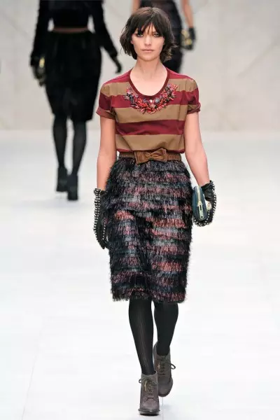 Burberry Musim Gugur 2012 | Minggu Fesyen London