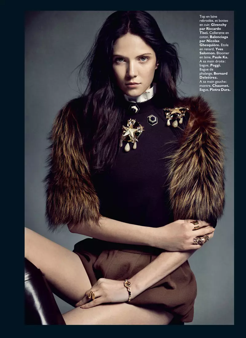 Honer Akrawi, Grazia France를 위한 Baroque Luxe에서 Maria Flavia Ferrari와 Alexandra Tikerpuu 포착