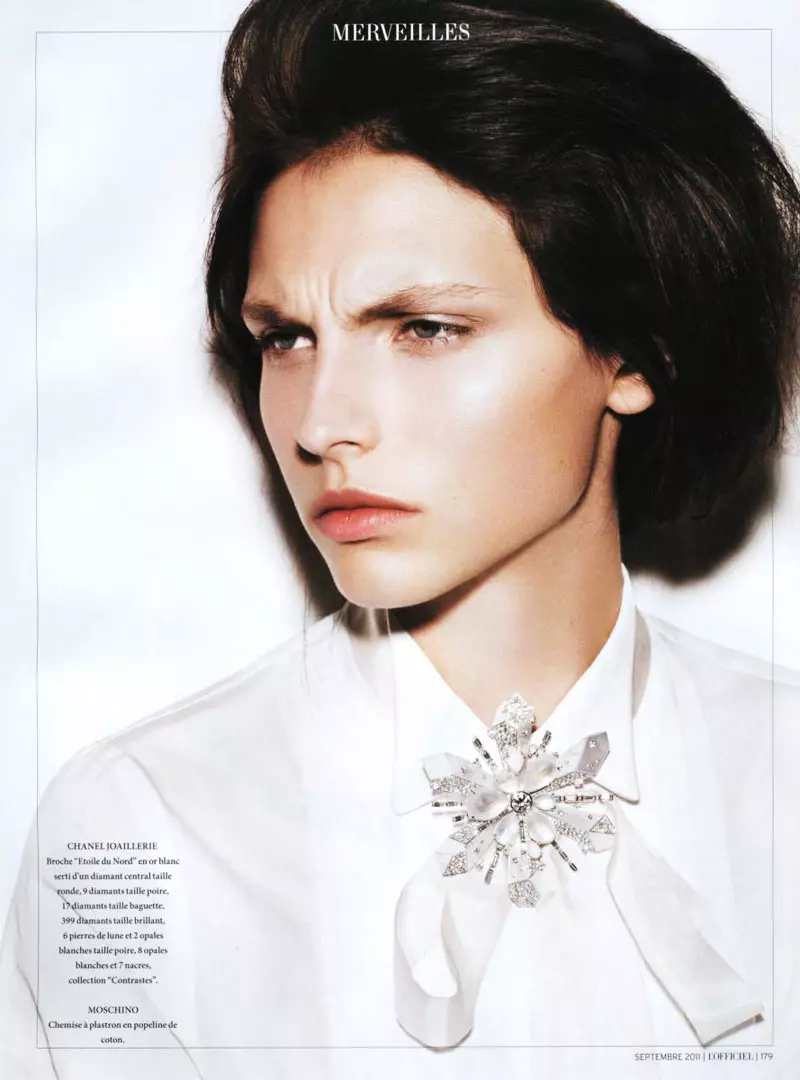 Karlina Caune na Naomi Yang kwa L'Officiel Paris