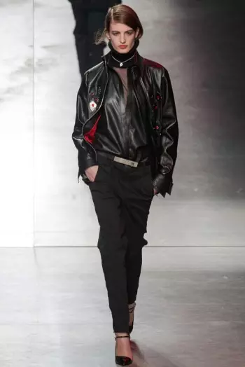 Anthony Vaccarello tiba / mangsa 2014 | Paris Fashion Week