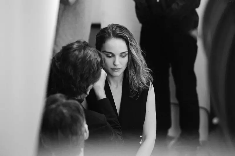 Natalie Portman á bak við tjöldin í DiorSkin Makeup herferðinni