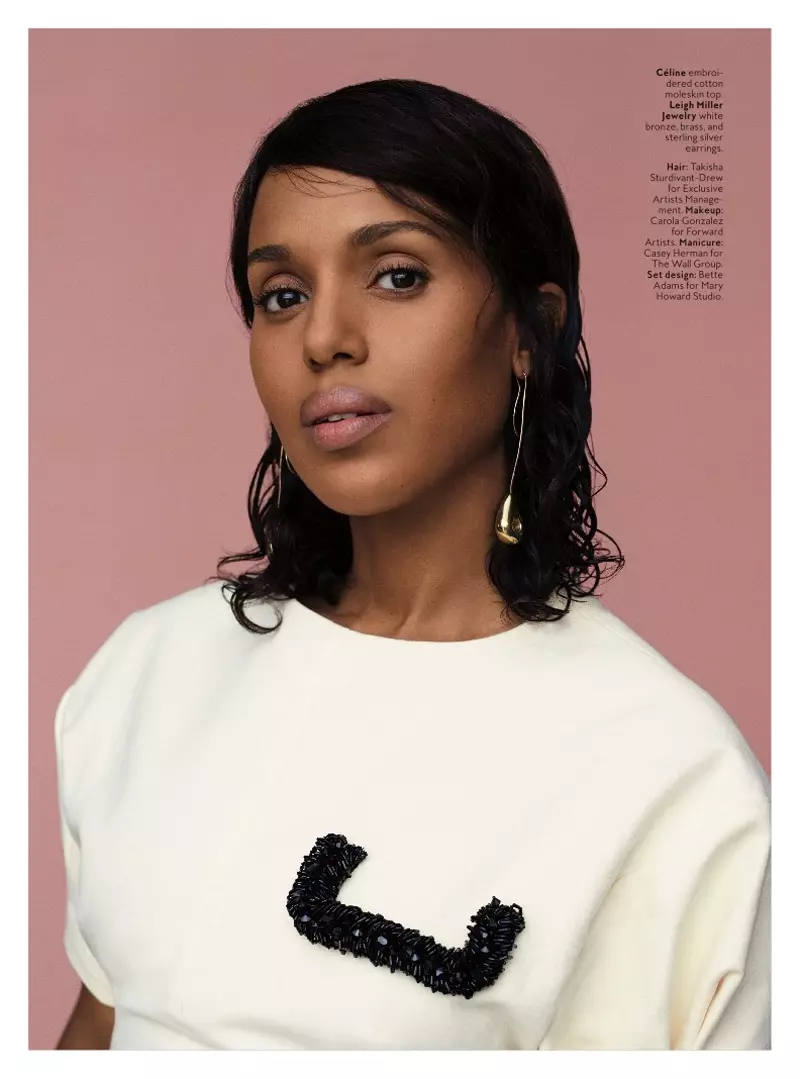 Kerry Washington သည် Leigh Miller လက်ဝတ်ရတနာနားကပ်ဖြင့် Celine ထိပ်တွင် ဟန်ဆောင်ထားသည်။