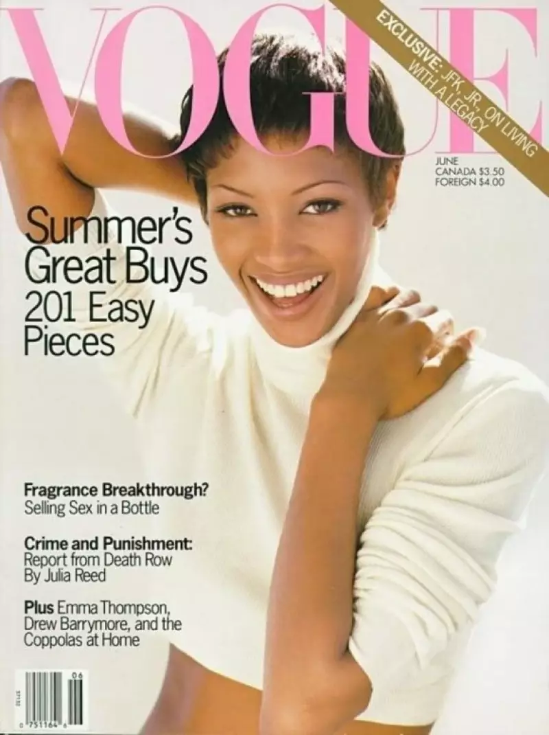 La supermodelo Naomi Campbell apareció en la portada de Vogue de junio de 1993.