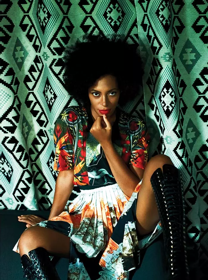 Elle Muliarchyk skyter Solange Knowles for Rika Magazine