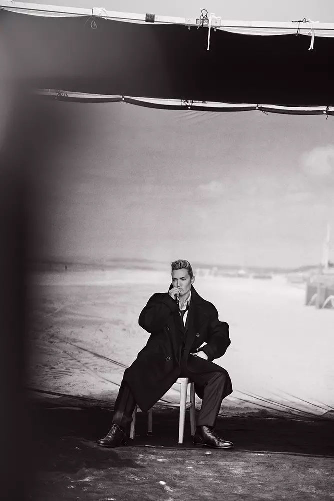 Kate-Winslet-Suit-Style-Peter-Lindbergh06