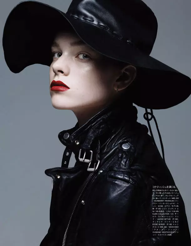 Jana K, Gwen Loos 및 Anais Pouliot for Vogue Nippon 2011년 2월 by Daniel Jackson