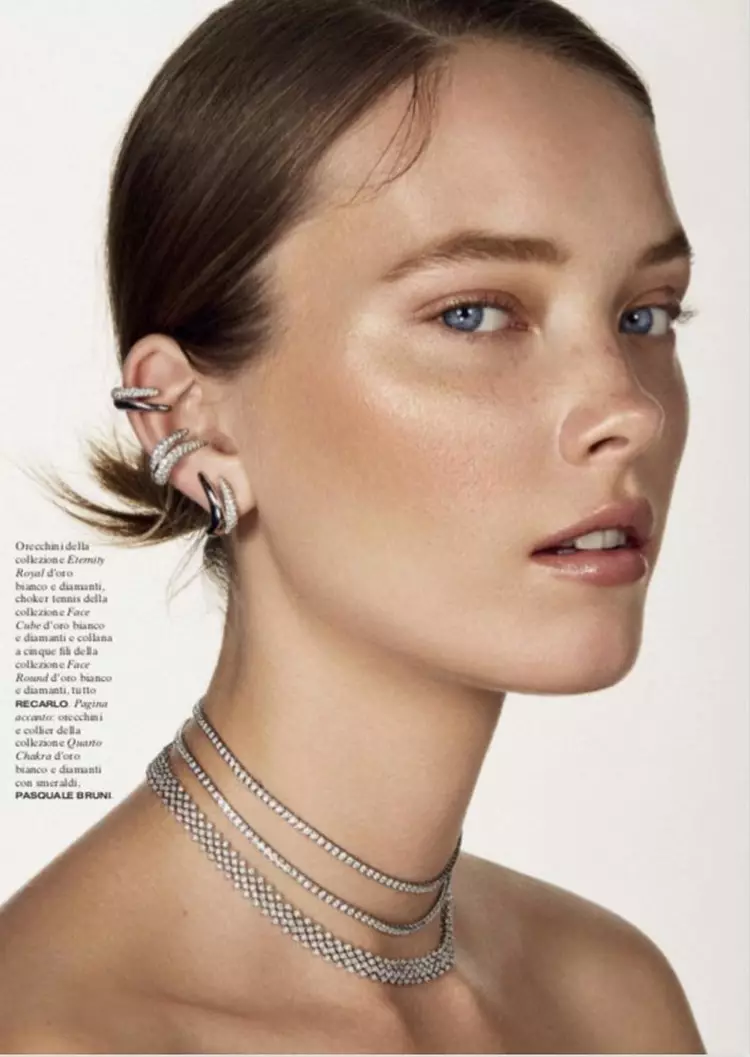 Mildred Gustafsson brilha em joias para a Vanity Fair Itália