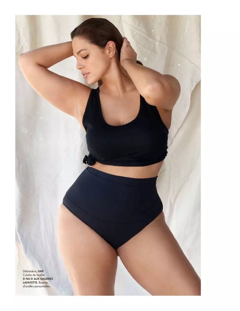 Ipinagmamalaki ni Ashley Graham ang Kanyang mga Kurba sa Cover Story ng ELLE France