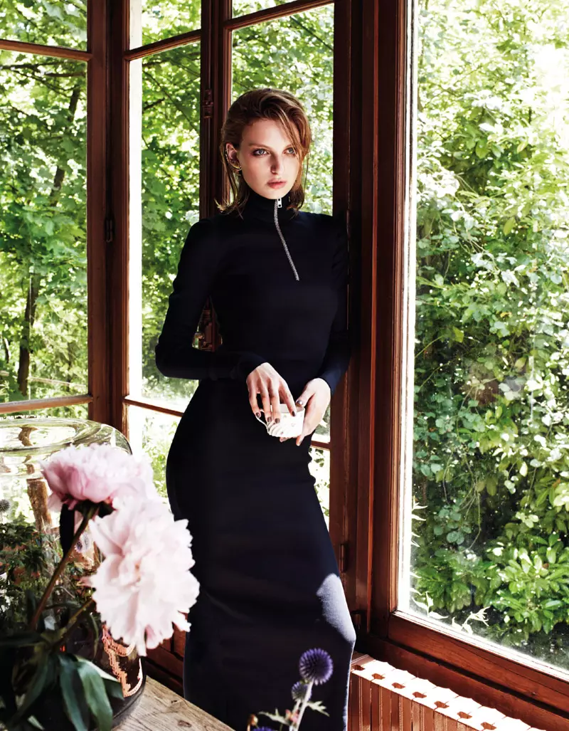 Rose Smith is Sultry in Black for Vogue Taiwan by Naomi Yang