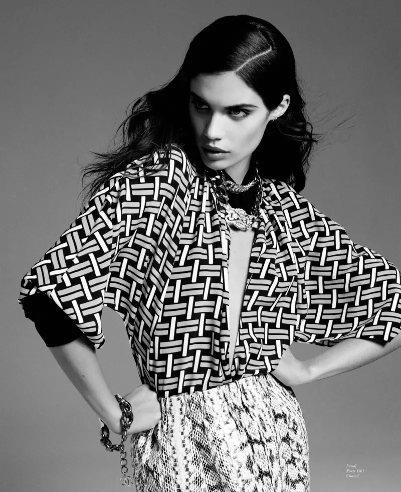 Sara Sampaio Models Resort soek Stockton Johnson in moderne media