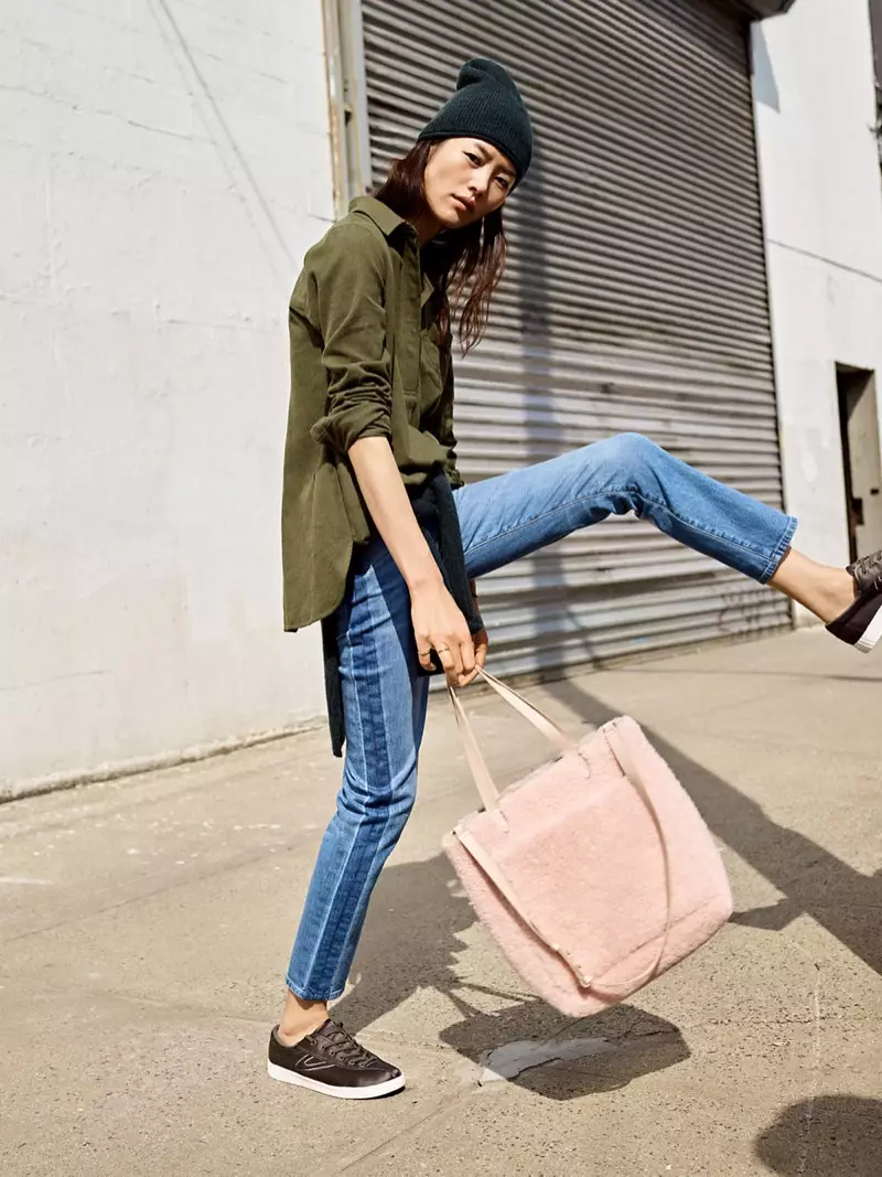 Madewell Flannel Classic Ex-Boyfriend Button-Back Shirt, Inland Turtleneck Sweater (sabudeureun cangkéng), High-Rise Slim Boyjean: Two-Tone Tuxedo Stripe Edition, Kent Beanie, The Medium Transport Tote in Shearling and Madewell x Tretorn Nylite Plus Sneakers in Satin