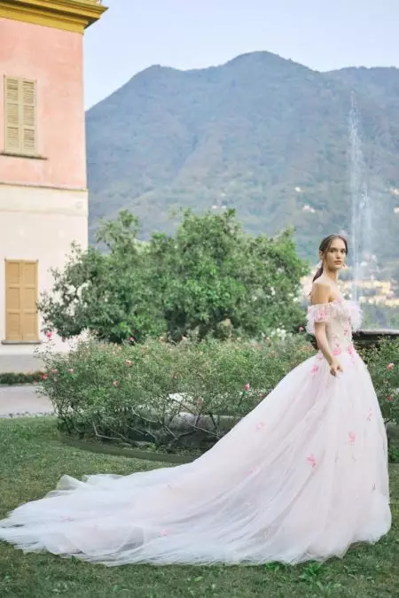 Fatti travolgere dagli abiti autunno 2020 di Monique Lhuillier Bridal