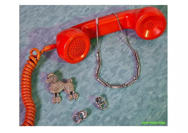 Brazzuletta Kbar Poodle Marc Jacobs, Necklace Strass Sigurtà Pin Link u Imsielet Strass Soda Lid