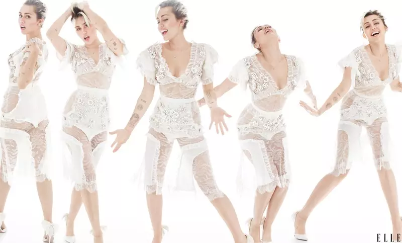 Miley Cyrus yana sanye da rigan Rodarte da siket tare da famfunan ASOS