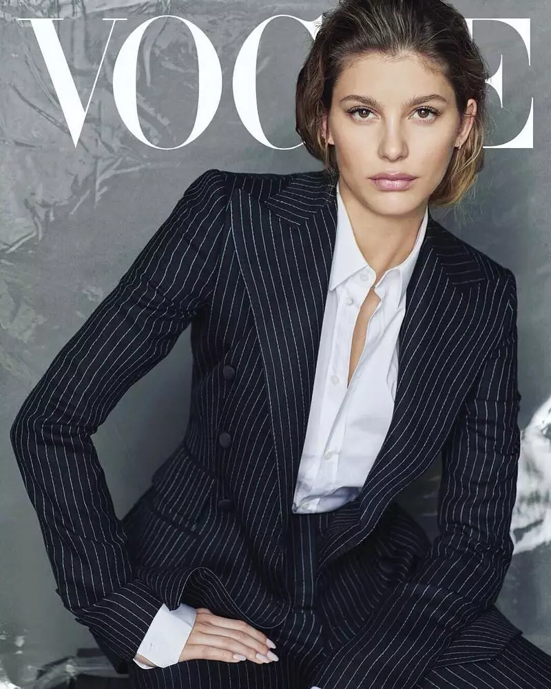 Camila Morrone Suits Up għal Vogue Latin America