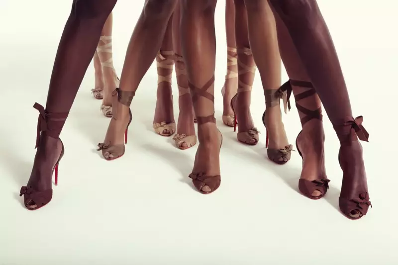 Sofia & Mauro pueata Christian Louboutin's New Nudes sandals collection