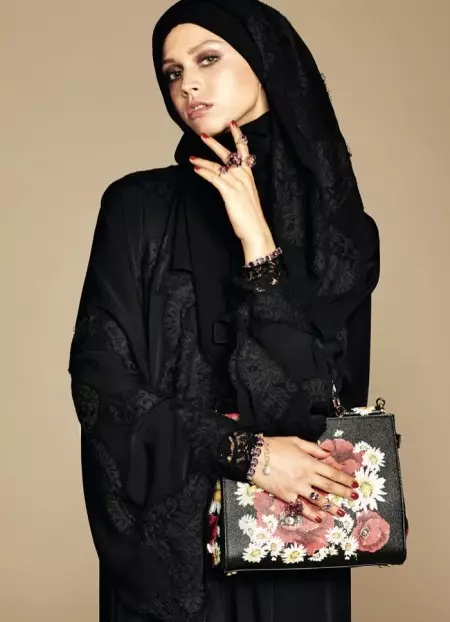 I-Dolce & Gabbana Idala Iqoqo Lokuqala Le-Hijab ne-Abaya