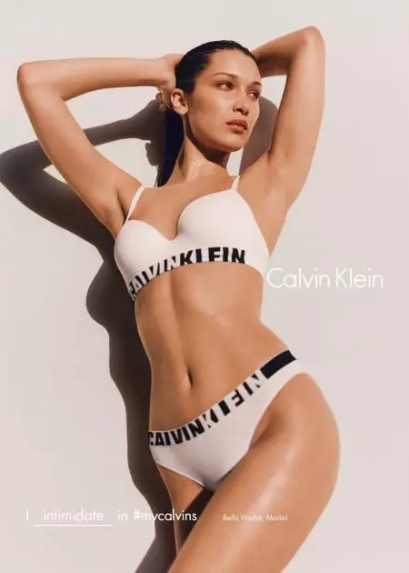 Kate Moss, Bella Hadid, Margot Robbie + More Star នៅក្នុងការផ្សាយពាណិជ្ជកម្មចុងក្រោយរបស់ Calvin Klein