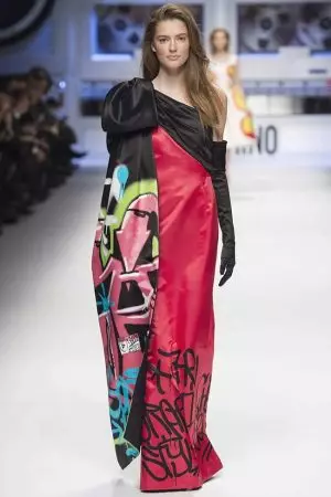 Moschino 2015 წლის შემოდგომა/ზამთარი