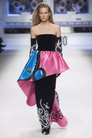 Moschino 2015 წლის შემოდგომა/ზამთარი