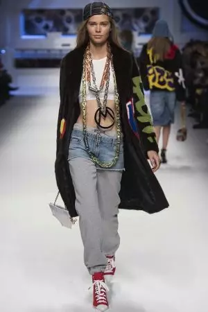 Moschino Otòn/Ivè 2015