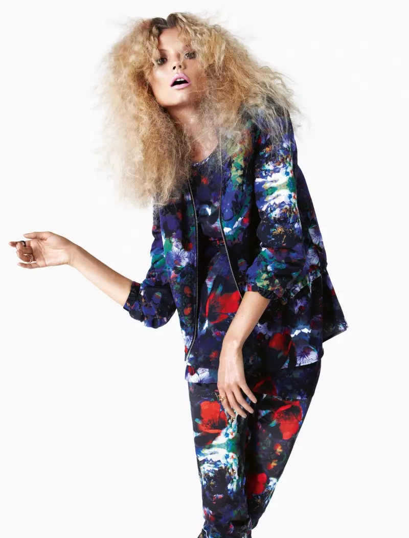 Saskia de Brauw, Toni Garrn og Magdalena Frackowiak leika í H&M Magazine Winter 2012 eftir Camillu Akrans