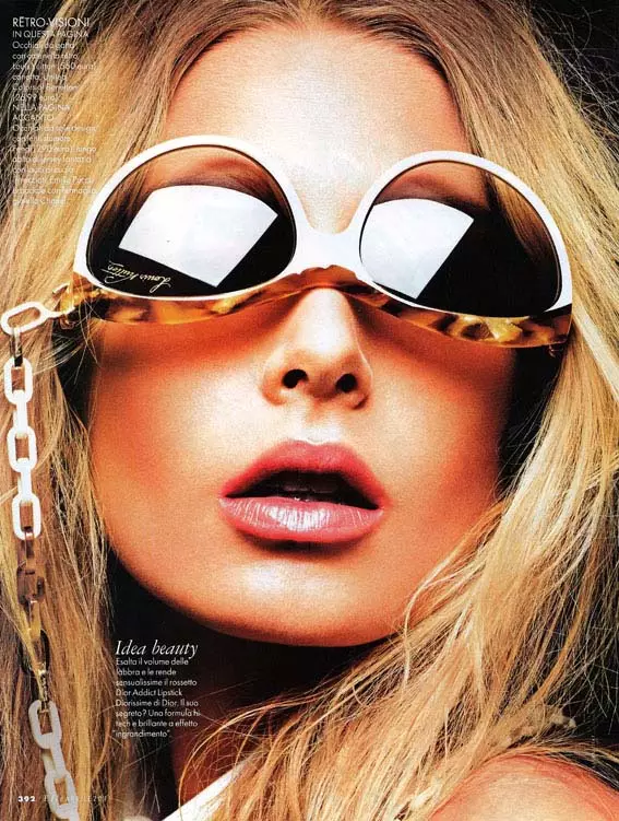 Hana Soukupova untuk Elle Italia April 2011 oleh Alexei Hay