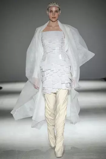 Gareth Pugh Musim Gugur/Musim Dingin 2014 | Pekan Mode Paris