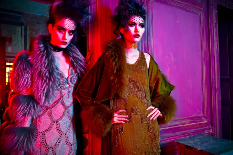 Pauline Van Der Cruysse & Zhu Lin Star në një përrallë të modës për L'Officiel China nga Michelle du Xuan