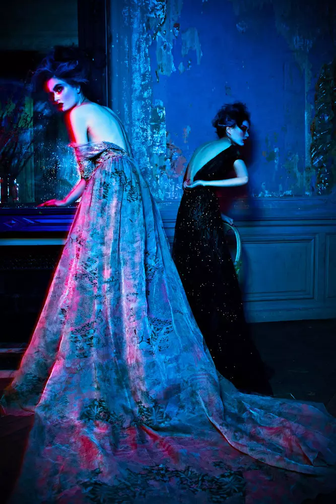 Pauline Van Der Cruysse & Zhu Lin Star in a Couture Fairytale for L'Officiel China ji hêla Michelle du Xuan