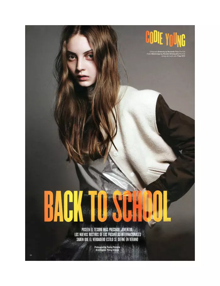 Codie Young, Ruby Aldridge, Kate King & Others de Terry Tsiolis para la V España Verano 2011