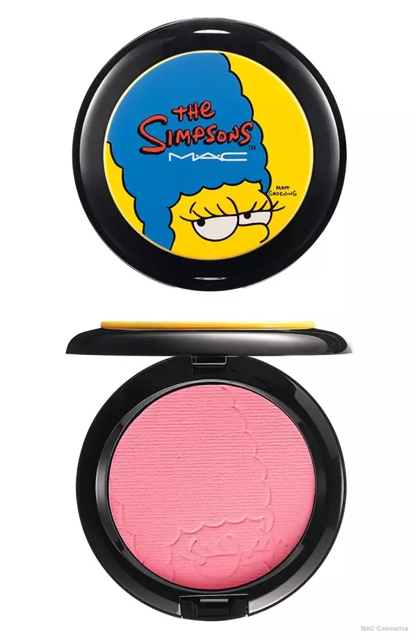 Pudrová tvářenka The Simpsons for MAC Cosmetics'Pink Sprinkles' Powder Blush (limitovaná edice) k dispozici u Nordstrom za 24,00 $