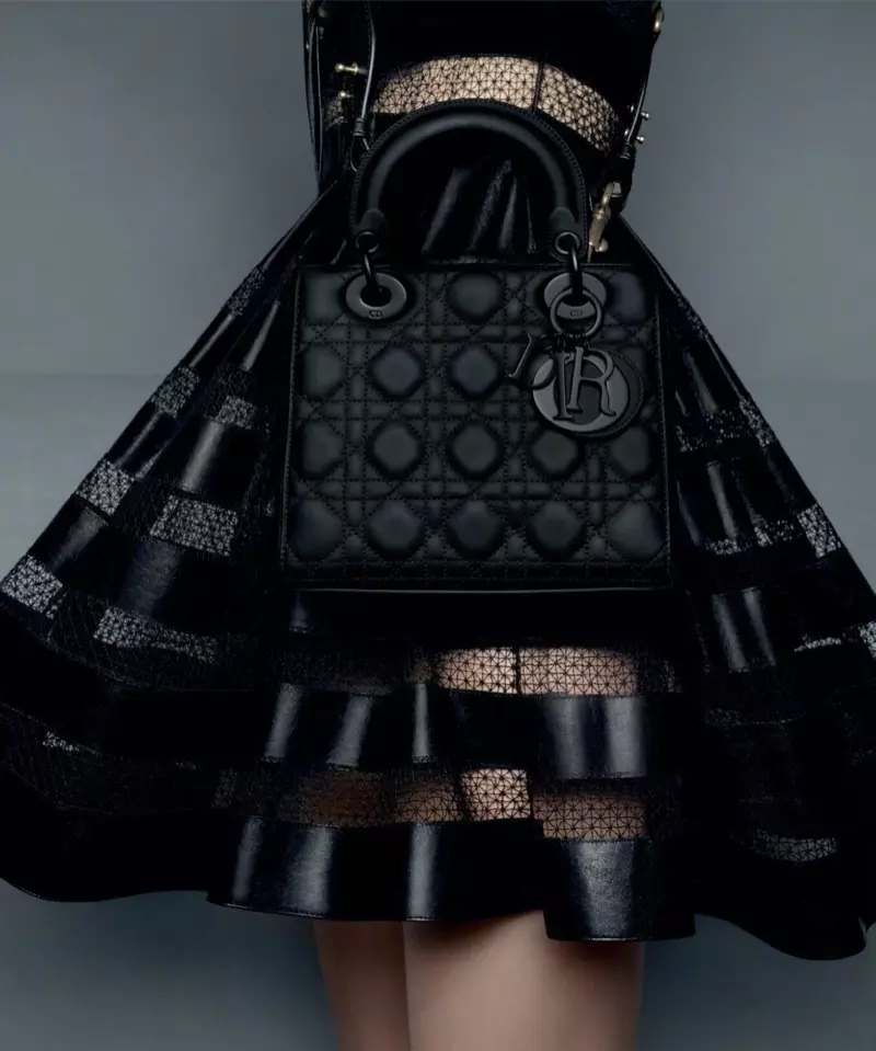 Et billede fra Diors reklamekampagne før efteråret 2020